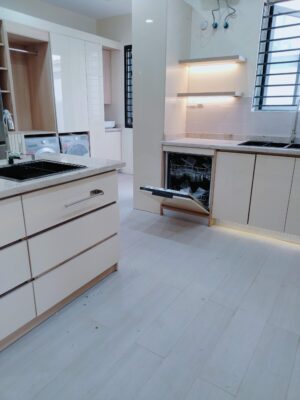 Oak & Ivory Kitchen furniture