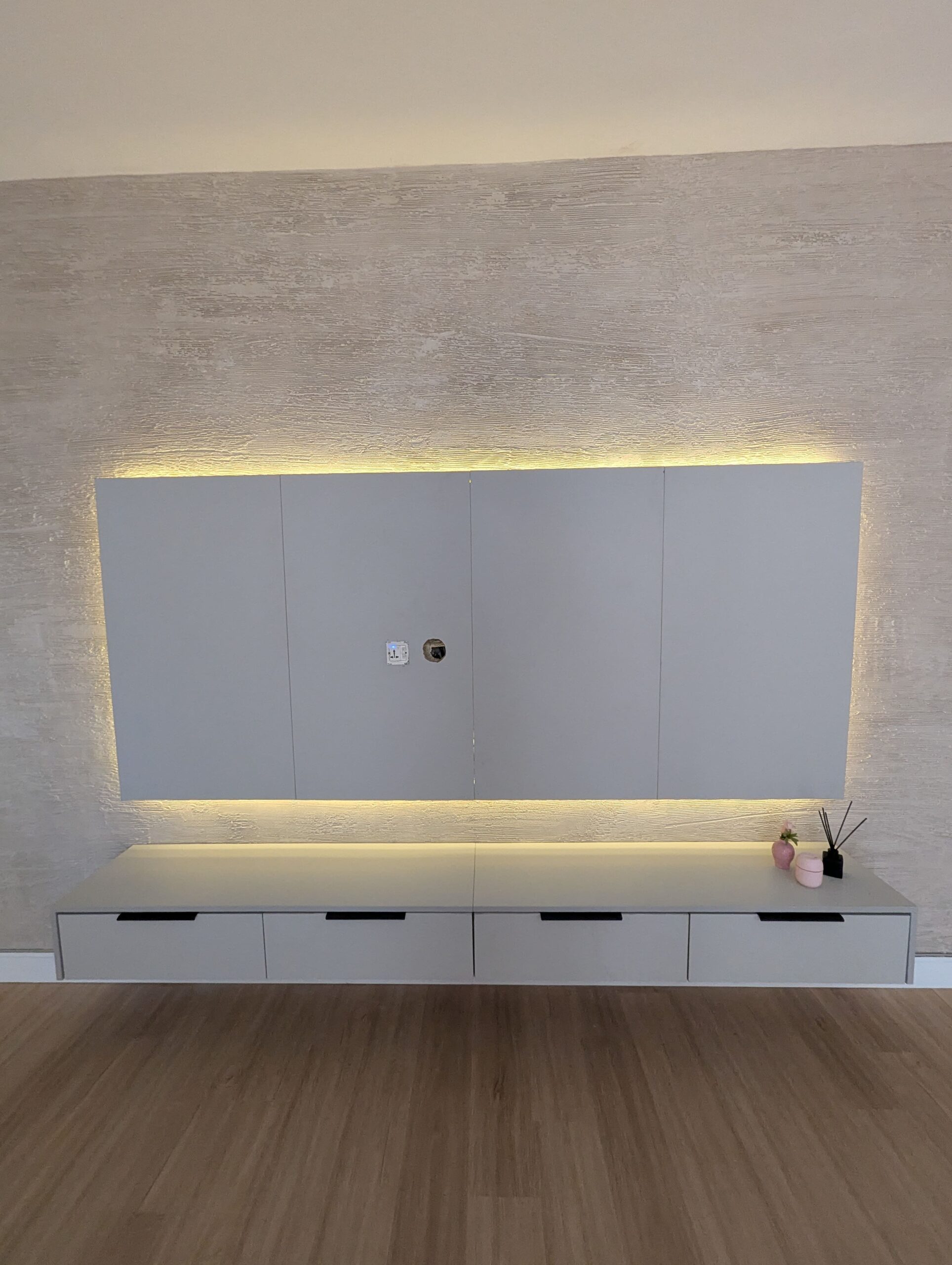 TV Media UNit