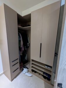 Wardrobe with doors