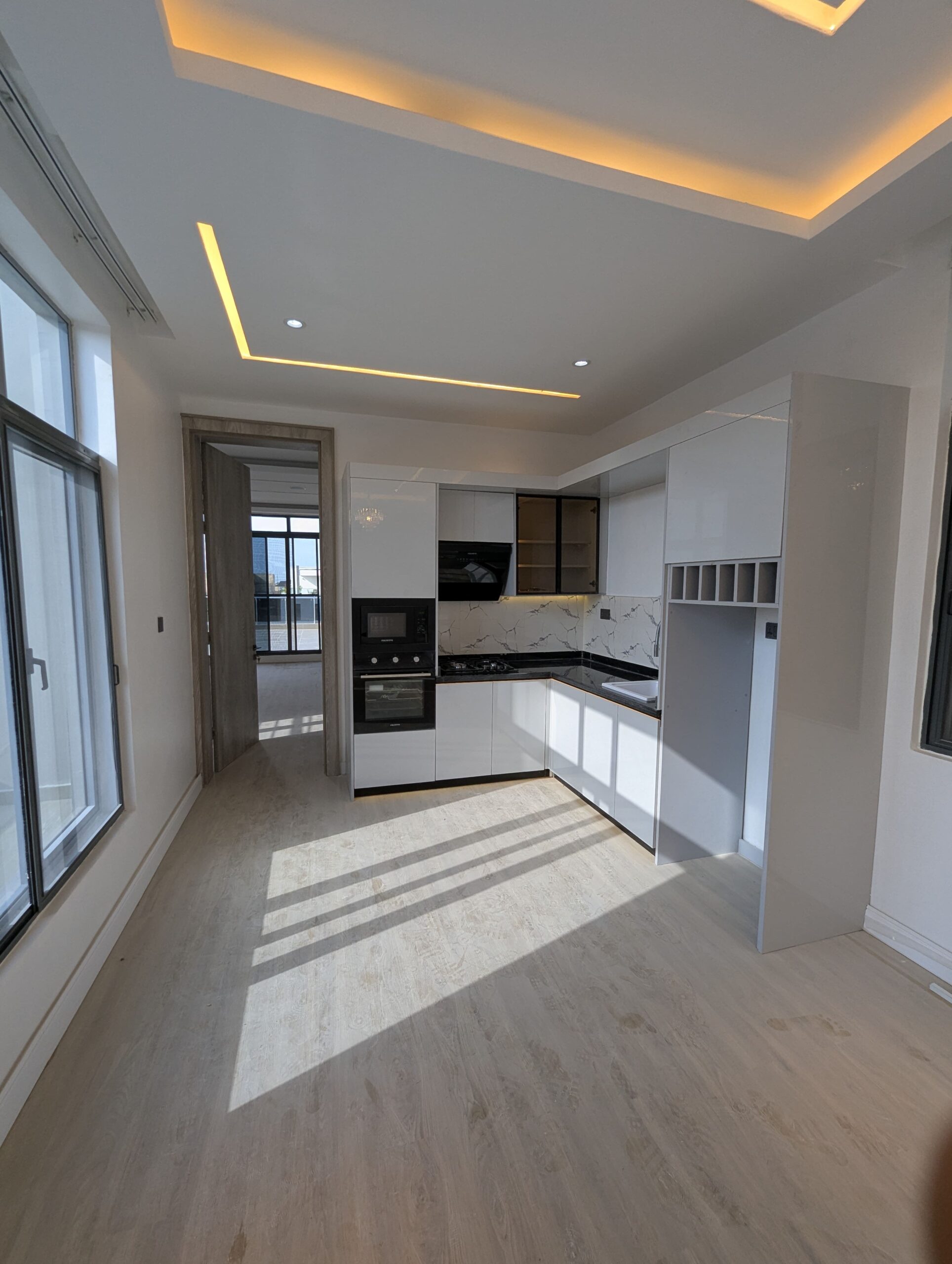 Wide shot Kitchen